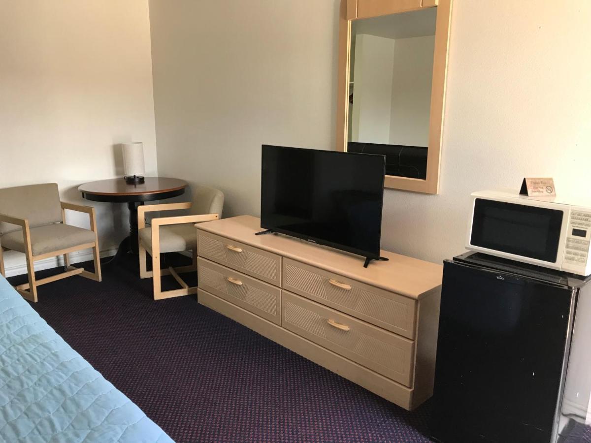 George West Luxury Inn מראה חיצוני תמונה